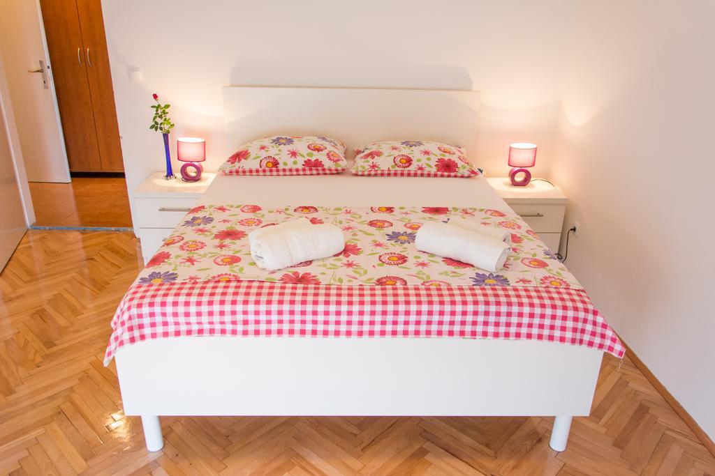 Apartment Klara Biograd Na Moru Eksteriør billede
